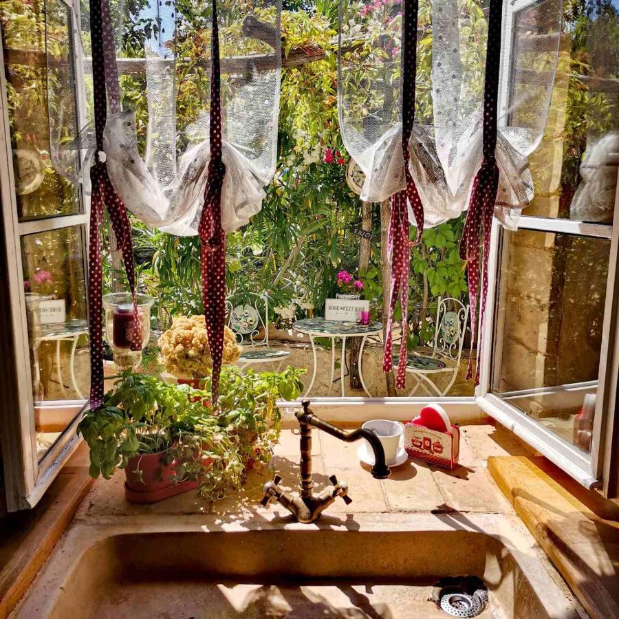 Villa Festina Lente - Cosy & Authentic Villa With Private Heated Pool Dobrinj Exterior photo