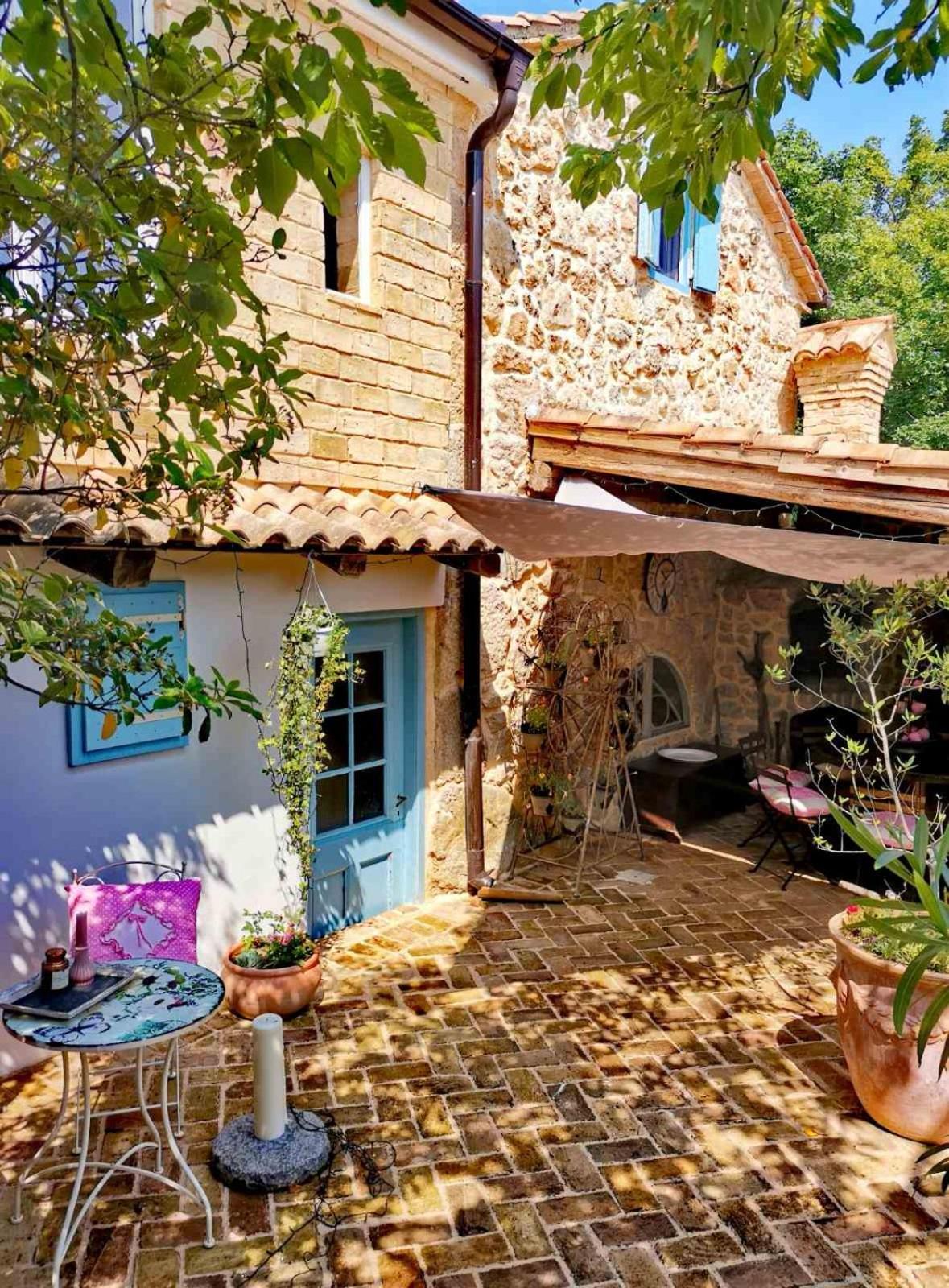 Villa Festina Lente - Cosy & Authentic Villa With Private Heated Pool Dobrinj Exterior photo
